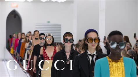 sfilata gucci luglio 2020|gucci spring summer fashion show.